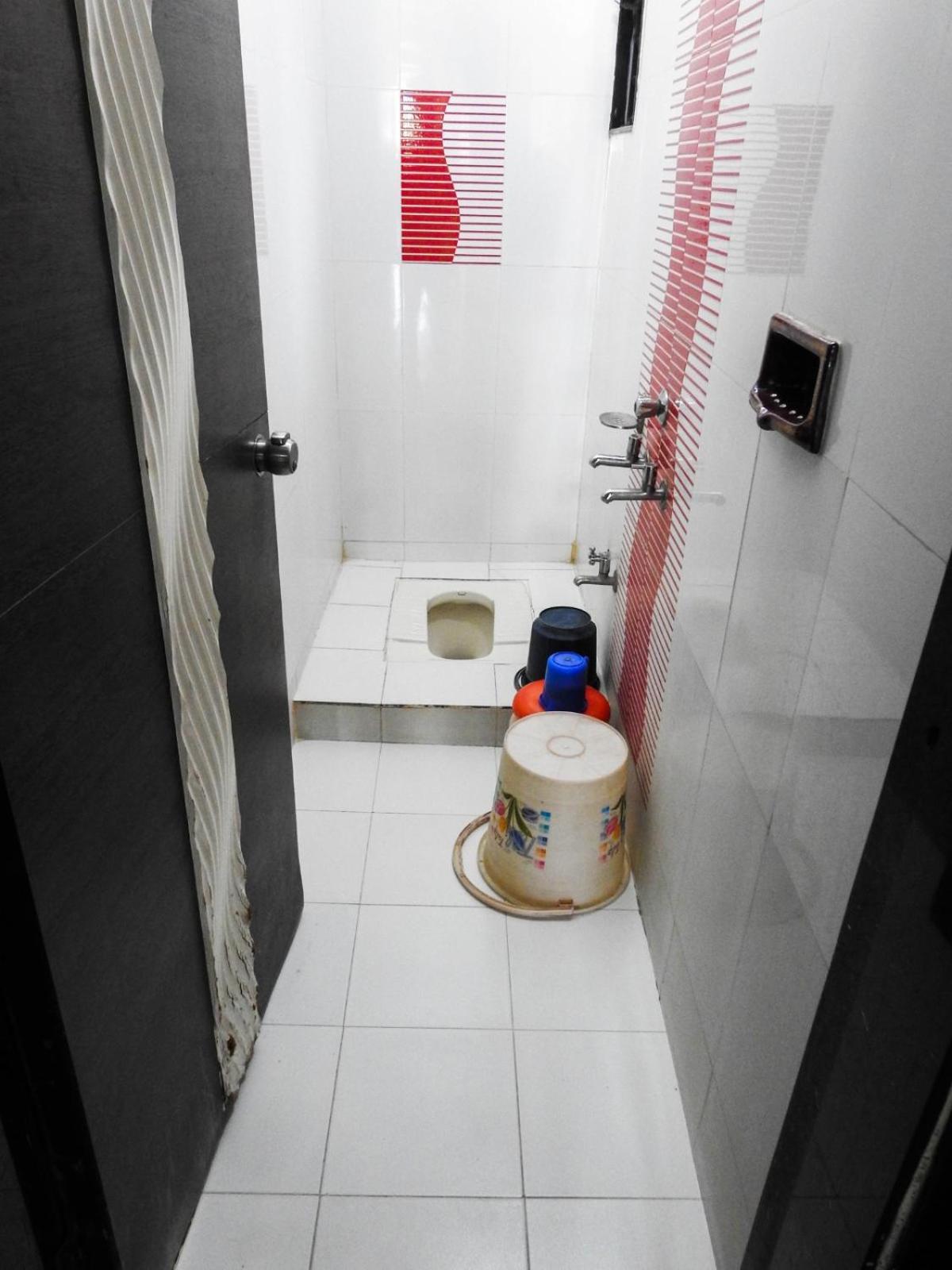 Hotel Shri Sai Darshan Ширди Экстерьер фото